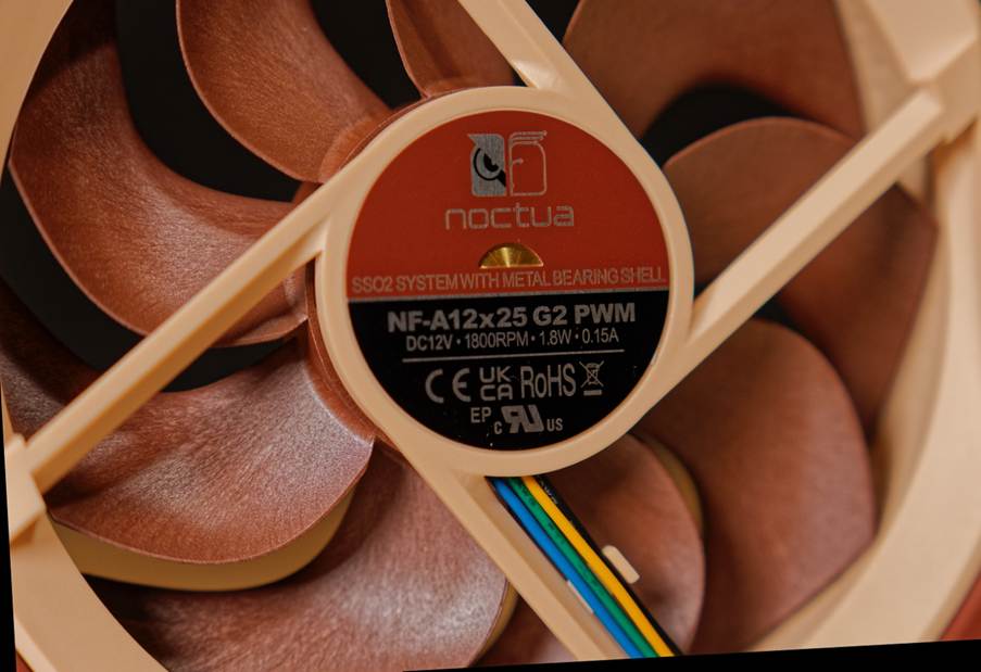 PC Fan Faceoff: Arctic P12 Pro vs Noctua NF-A12x25 G2