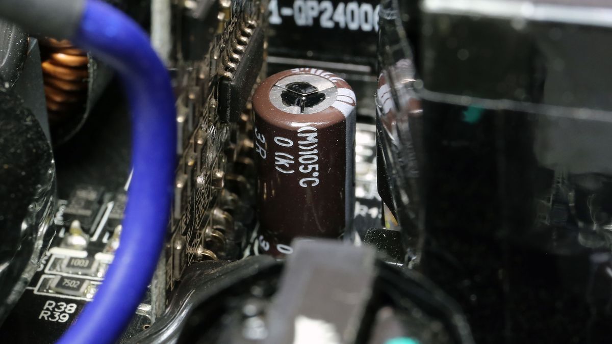 Corsair RM750x