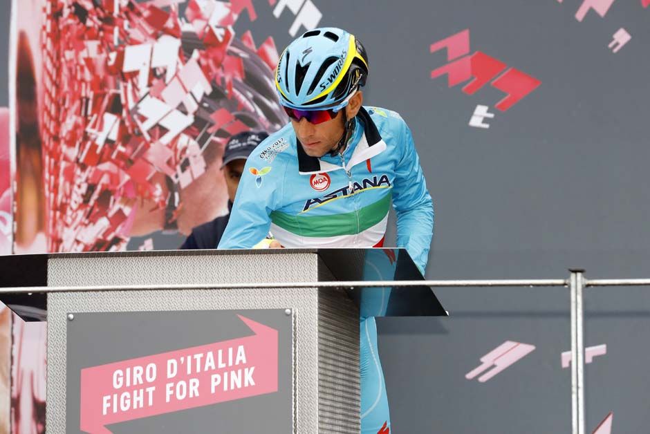 Vincenzo Nibali signs on