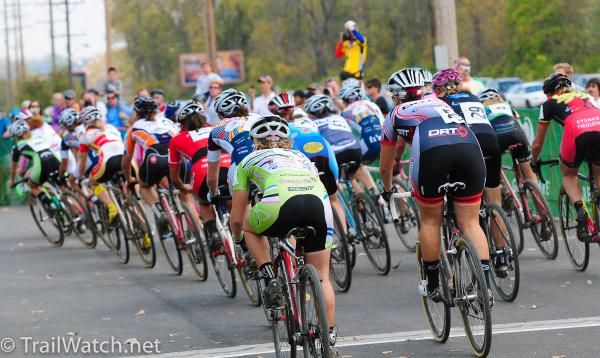 Elite Women take an immediate left hand turn after starting on the pavement.