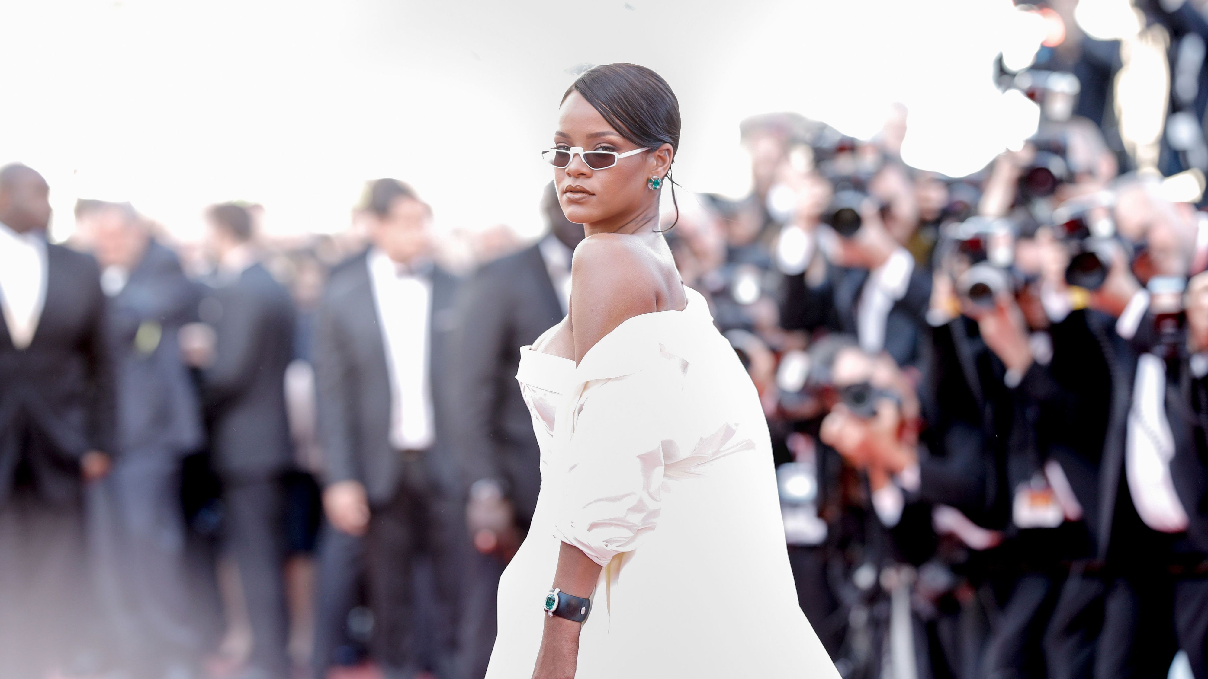 Photograph, Fashion, Dress, Haute couture, Skin, Beauty, Gown, Event, Street fashion, Wedding dress,