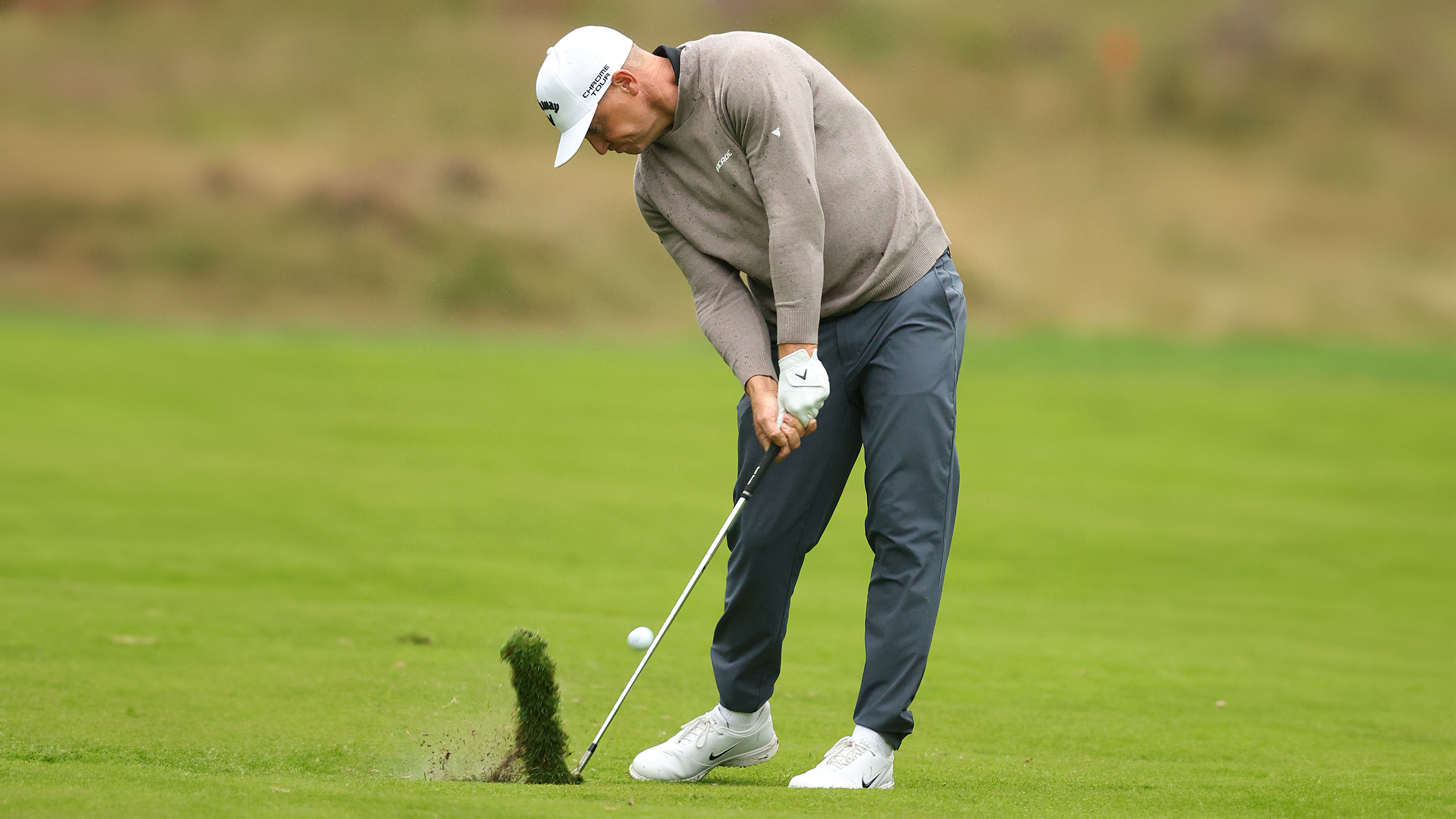 Photo of Alex Noren swinging a club