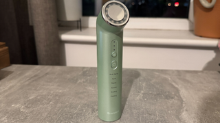 Nanoleaf 6-in-1 light therapy wand