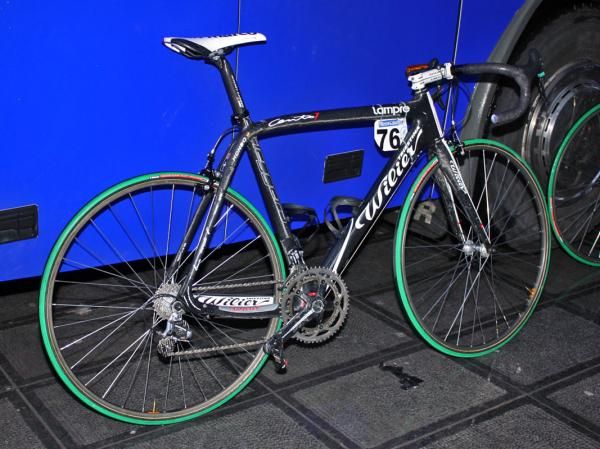Danilo Hondo's (Lampre-Farnese Vini) Wilier Triestina Cento 1 SL waits for the start of Ronde van Vlaanderen.