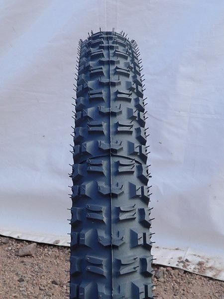 Michelin's new Mountain X'Trem takes the company's proven DH 24 tread pattern and adapts it for all-mountain use.