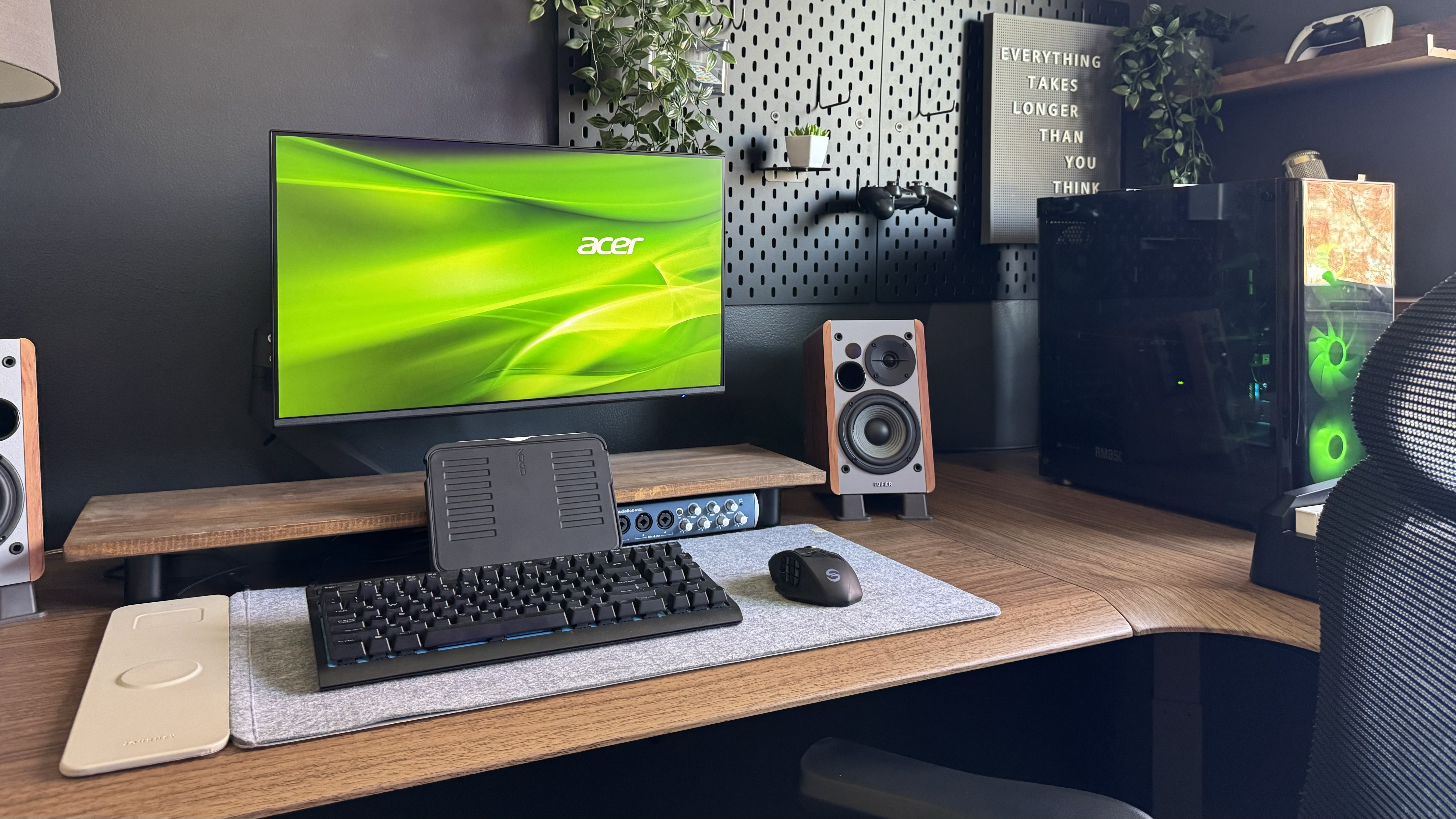 Acer | B247Y