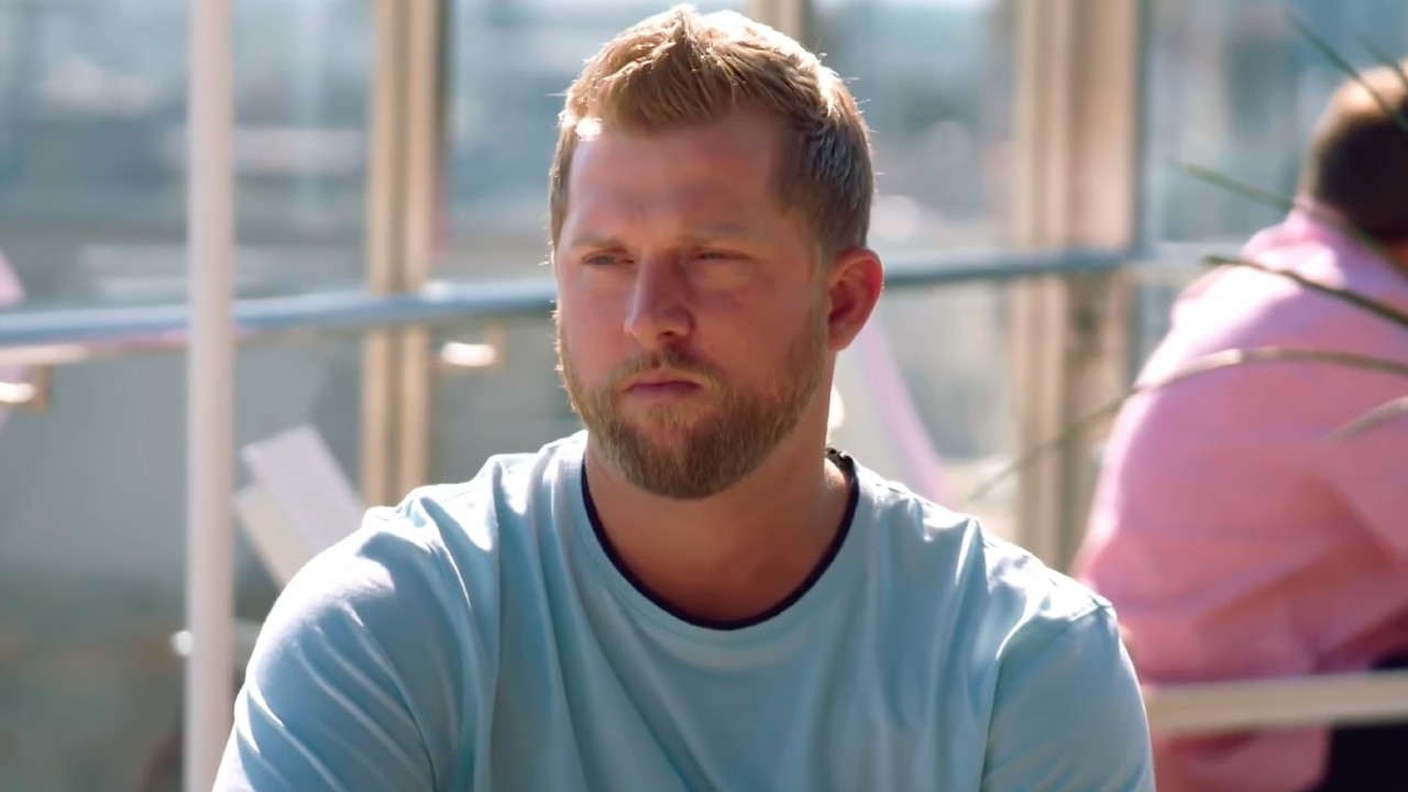 Kyle Chrisley speaks to Todd on Chrisley Knows Best