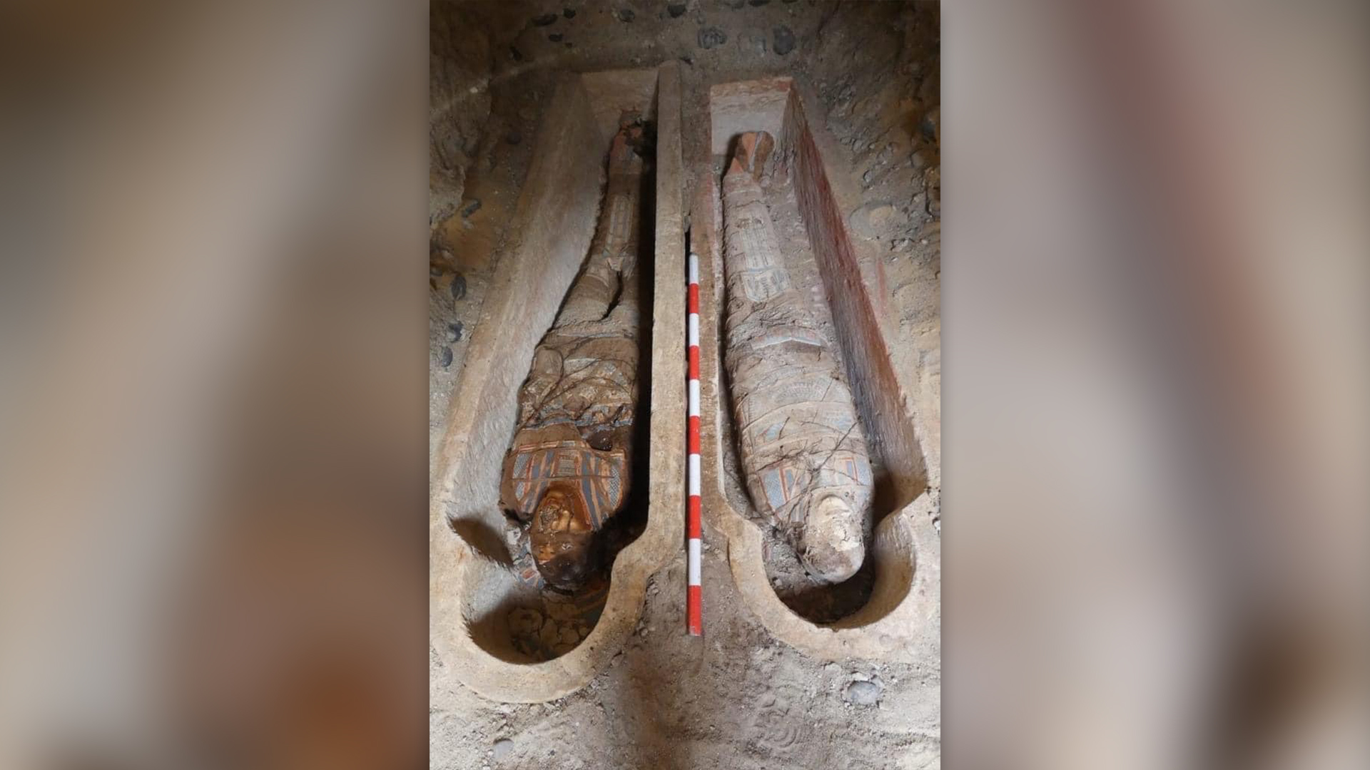 Two mummies recently found at Oxyrhynchus.