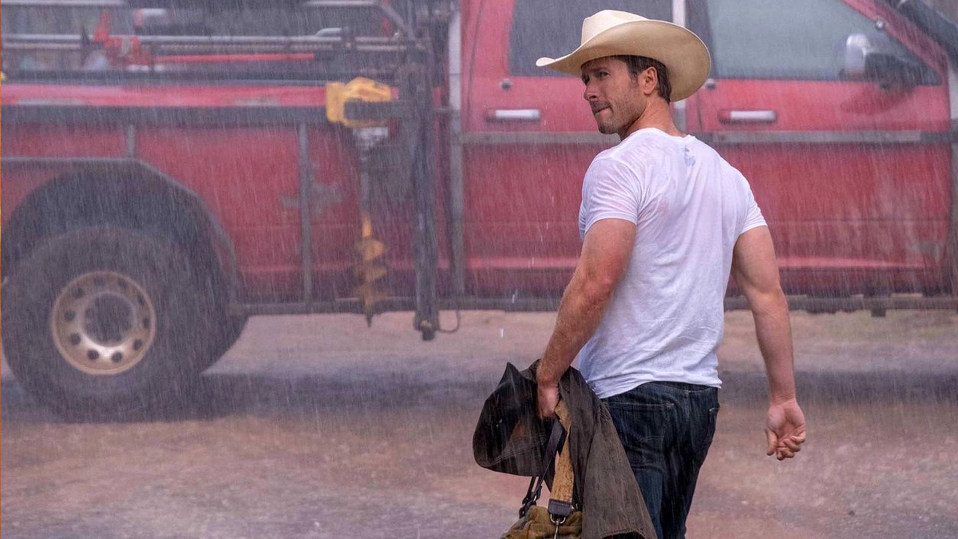 Glen Powell in Twisters.