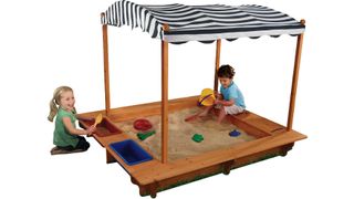 Canopy sandpit