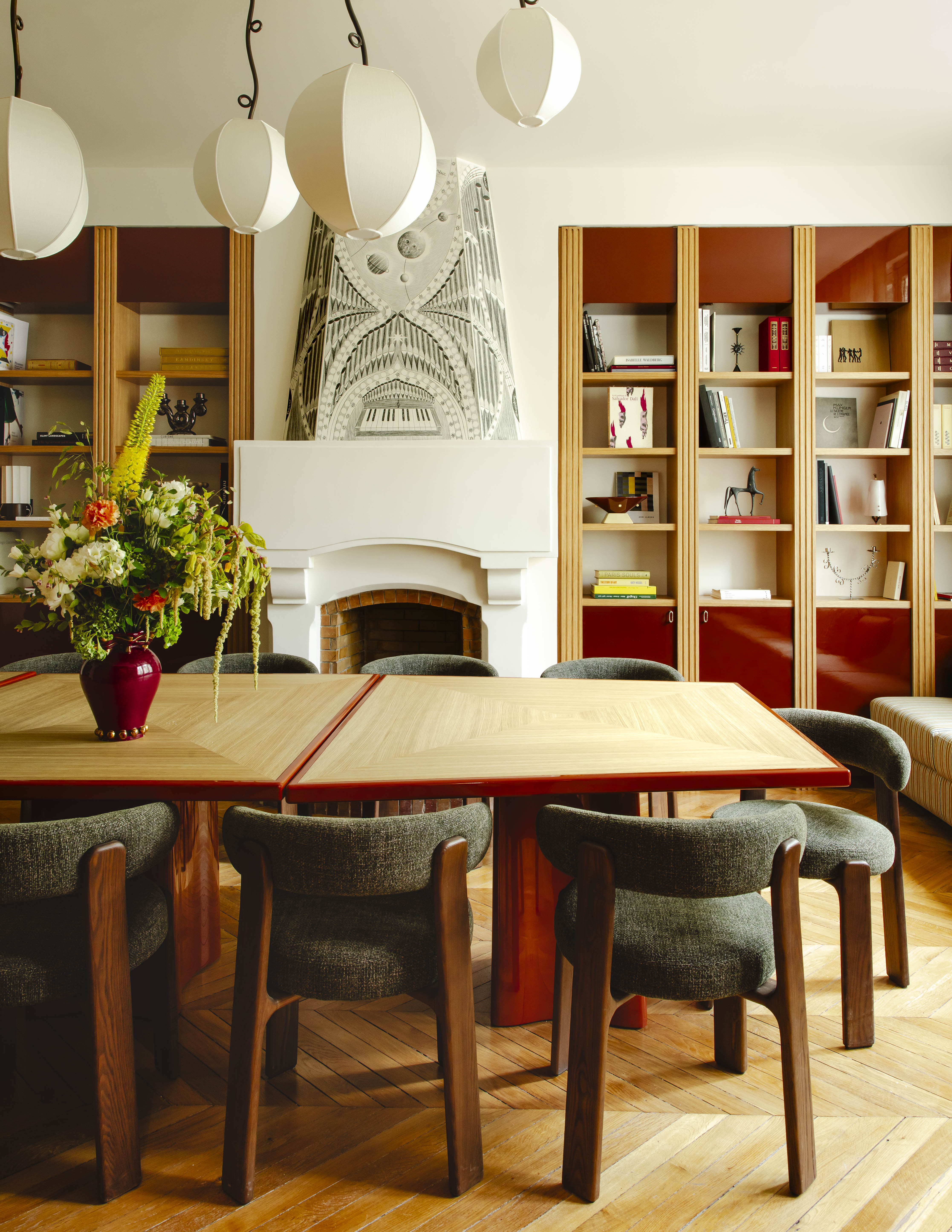 Villa Junot, a Montmartre townhouse with rich and colourful interiors