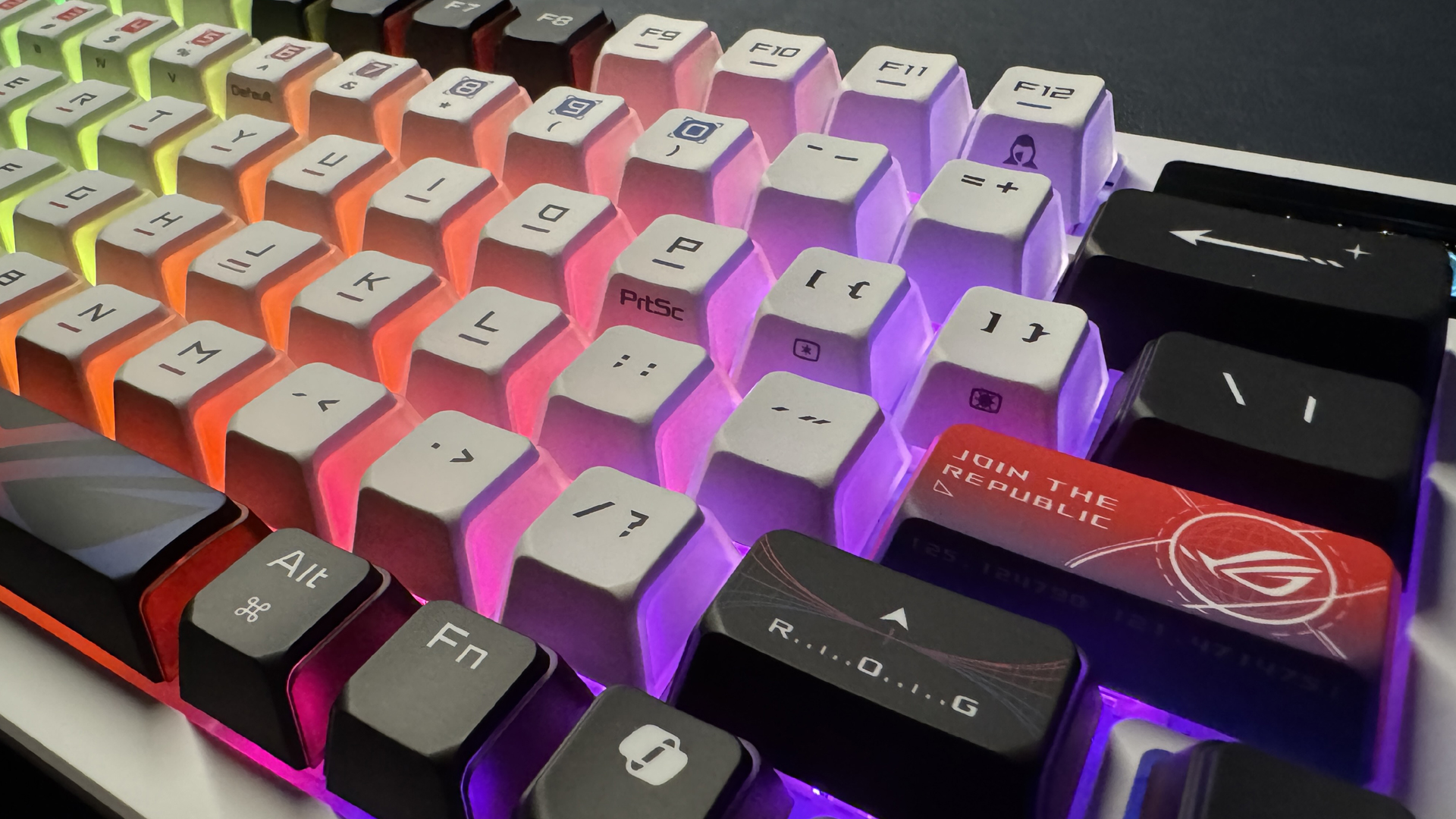Asus ROG Azoth X