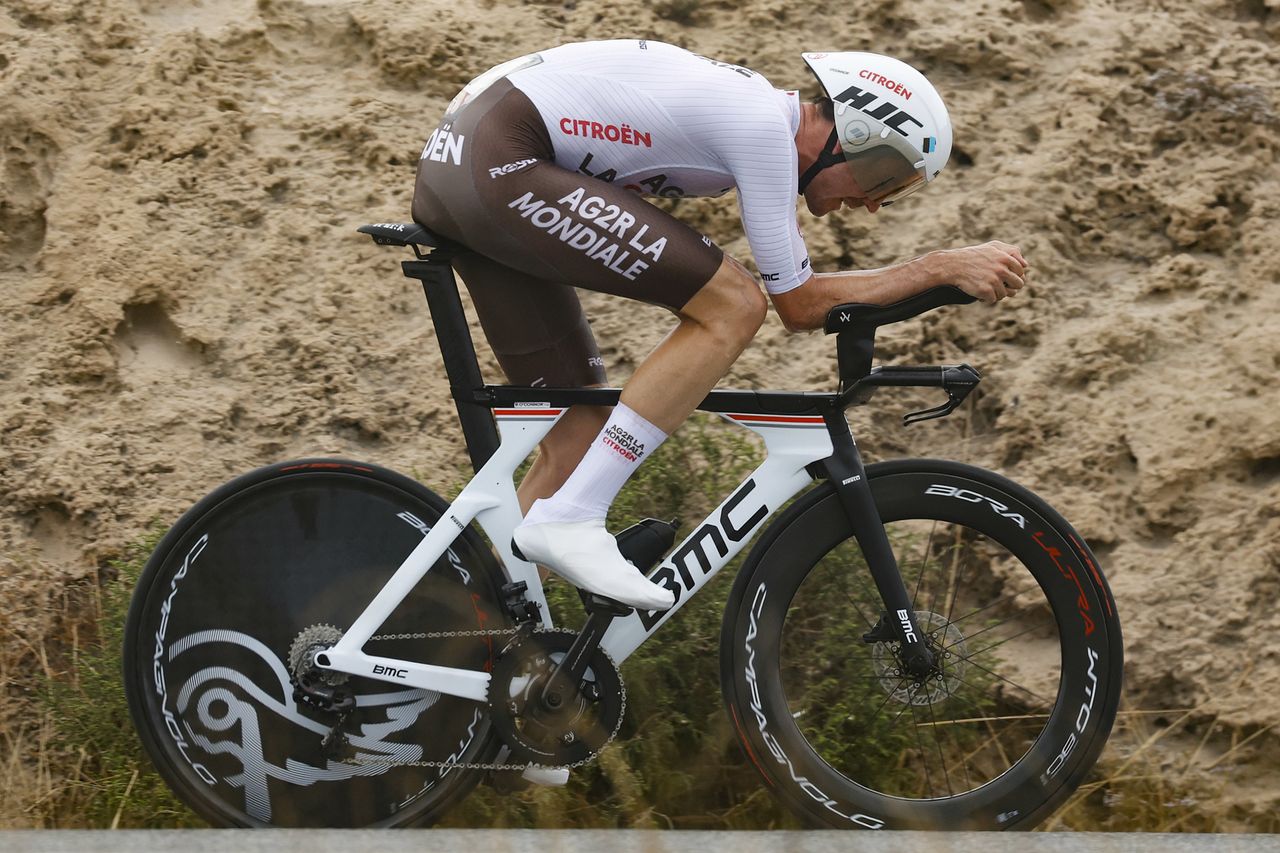 Vuelta Espana 2022 - 77th edition - 10th stage - Elche - Alicante 30,9 km - 30/08/2022 - Ben O&acirc;Connor (AUS - AG2R Citroen Team) - photo Luis Angel Gomez/SprintCyclingAgency&Acirc;&copy;2022