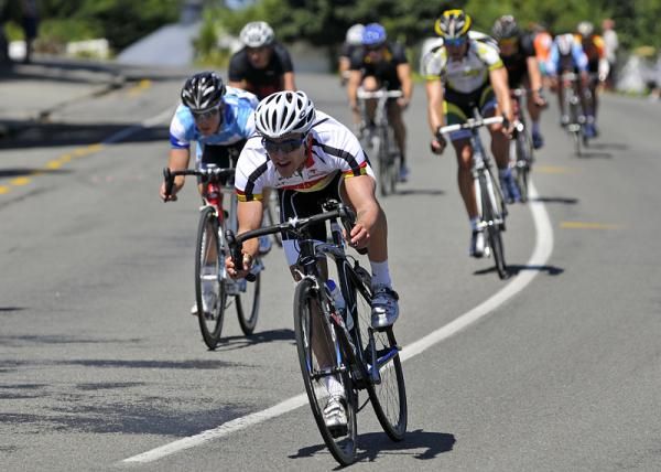 Riders descend Hackthorne Road.
