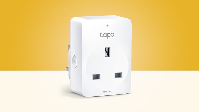 TP-Link Tapo P100 with light glow in the background