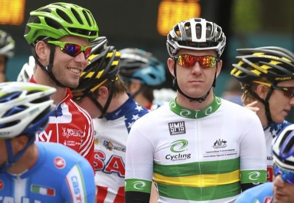 Britain's Mark Cavendish enjoys a joke with Australian Matt Goss.