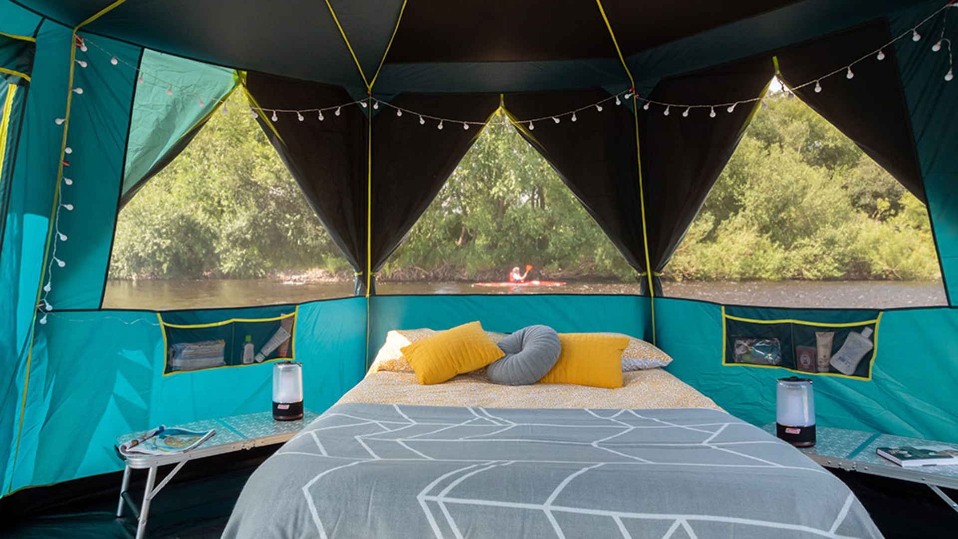 Coleman Octagon BlackOut tent