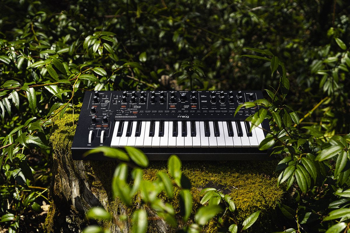 Moog Messenger