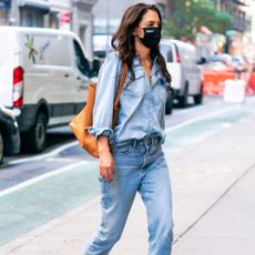 new york, new york november 09 katie holmes is seen in chelsea on november 09, 2020 in new york city photo by gothamgc images