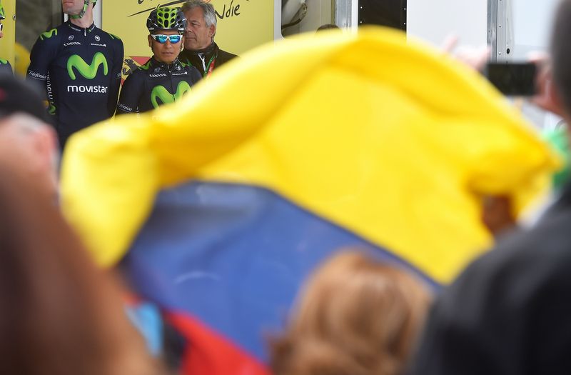 Colombian support for Nairo Quintana at the team presentation