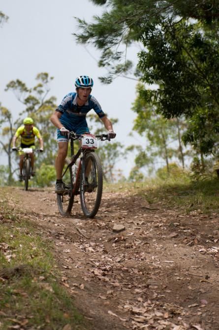 M1 winner Mario Faerberboeck on a descend in the Atherton MTB Park.