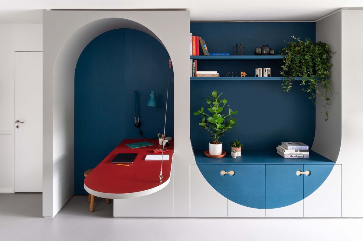 a fold away built-in desk idea