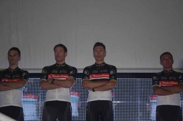 The riders were presentened in their 2012 kits