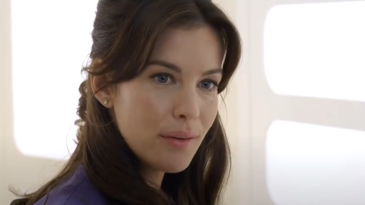 liv tyler in space station 76