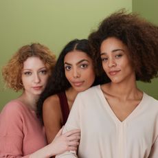 Accidental threesome: Three women