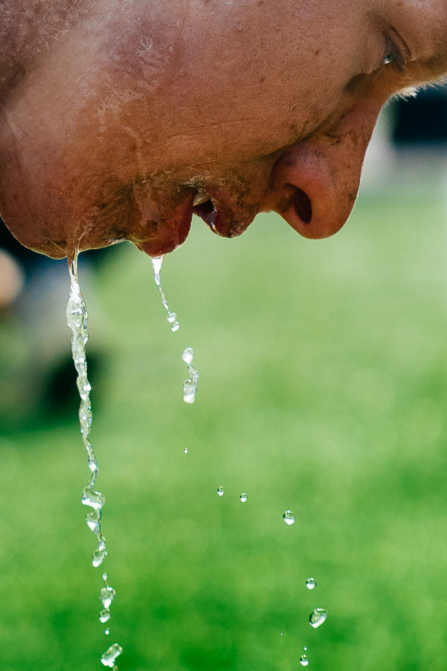 Los corredores de la París-Roubaix en la meta