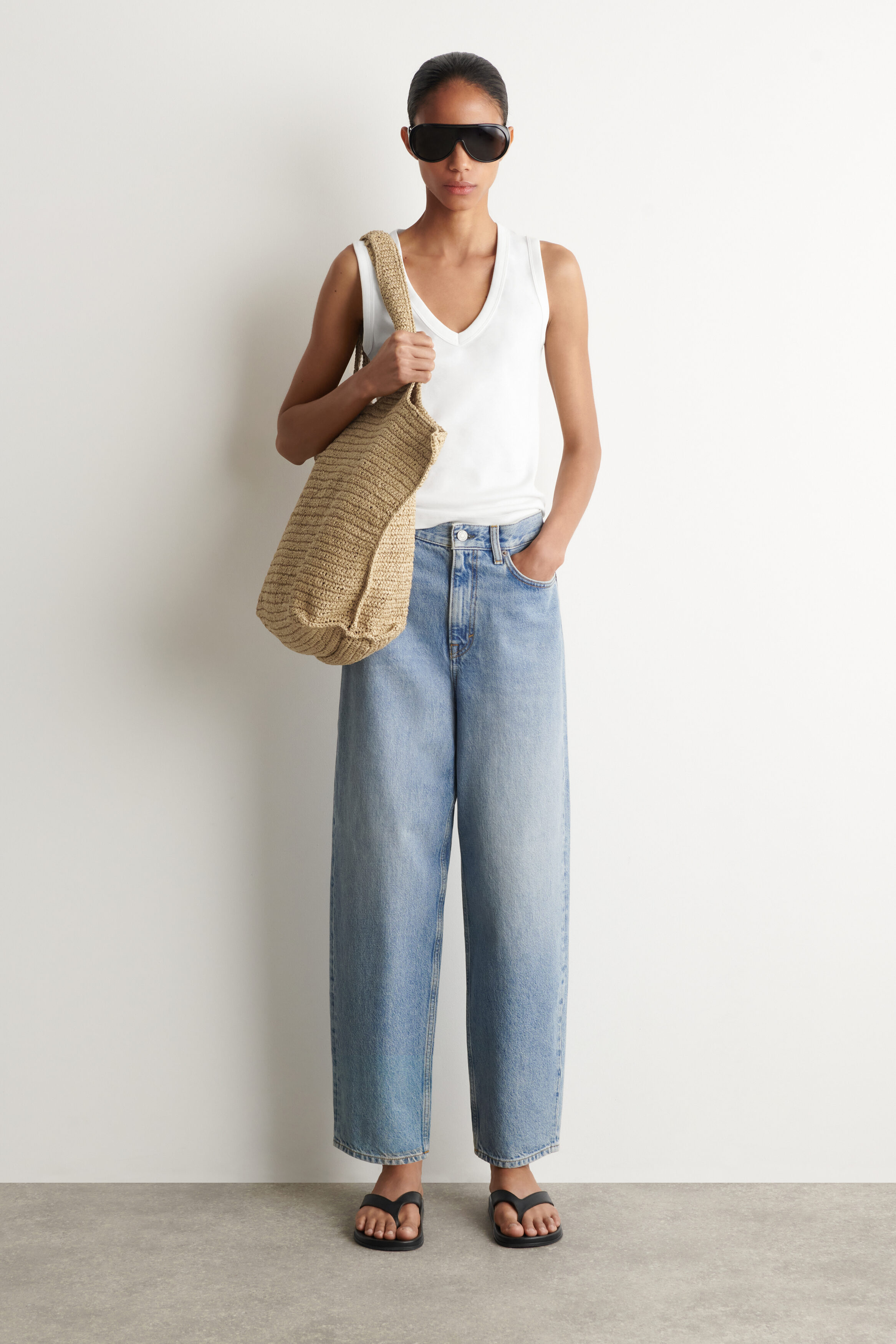 Arch Tapered Jeans