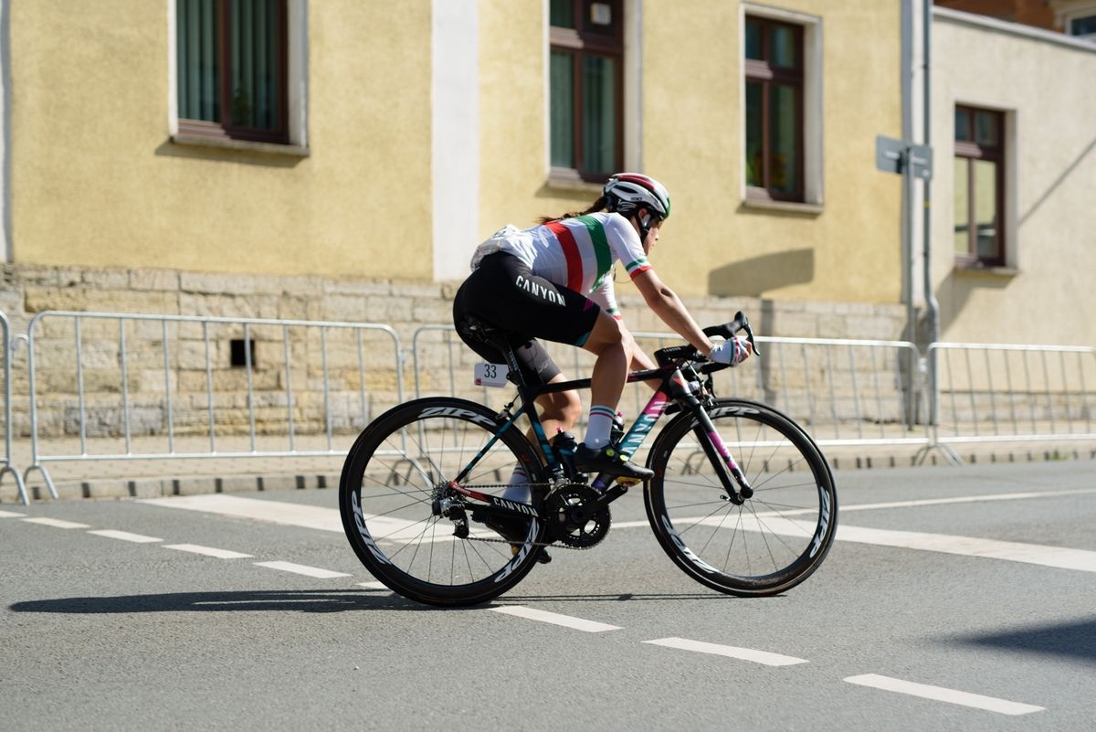 Elena Cecchini (CANYON//SRAM Racing) on her way to the race leader's jersey at Th&Atilde;&frac14;ringen Rundfarht