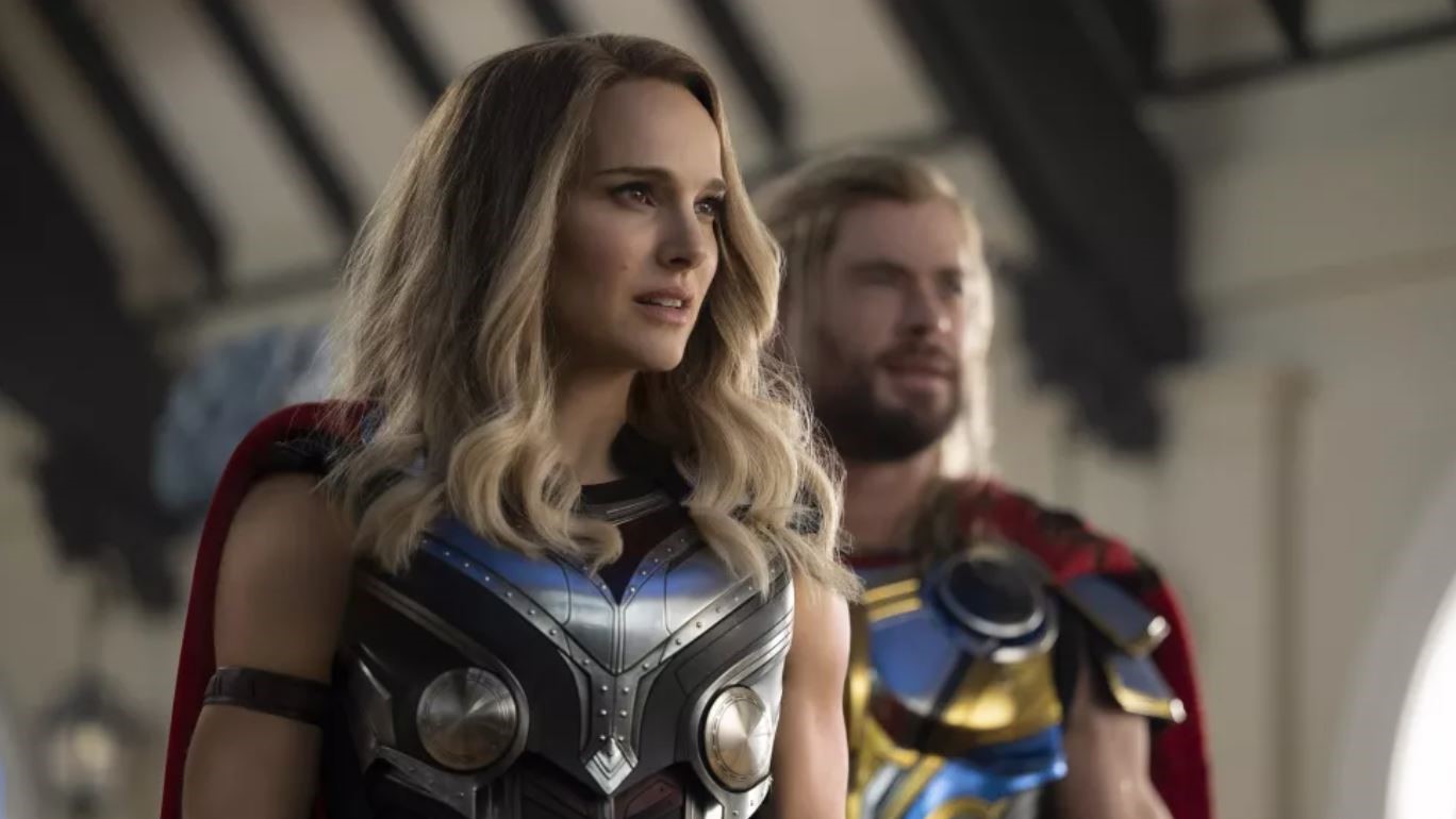 Natalie Portman and Chris Hemsworth in Thor: Love and Thunder