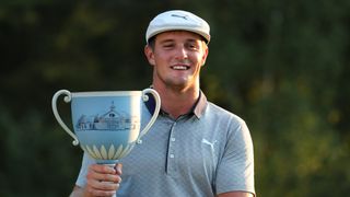 Bryson DeChambeau with the 2018 Dell Technologies Championship trophy