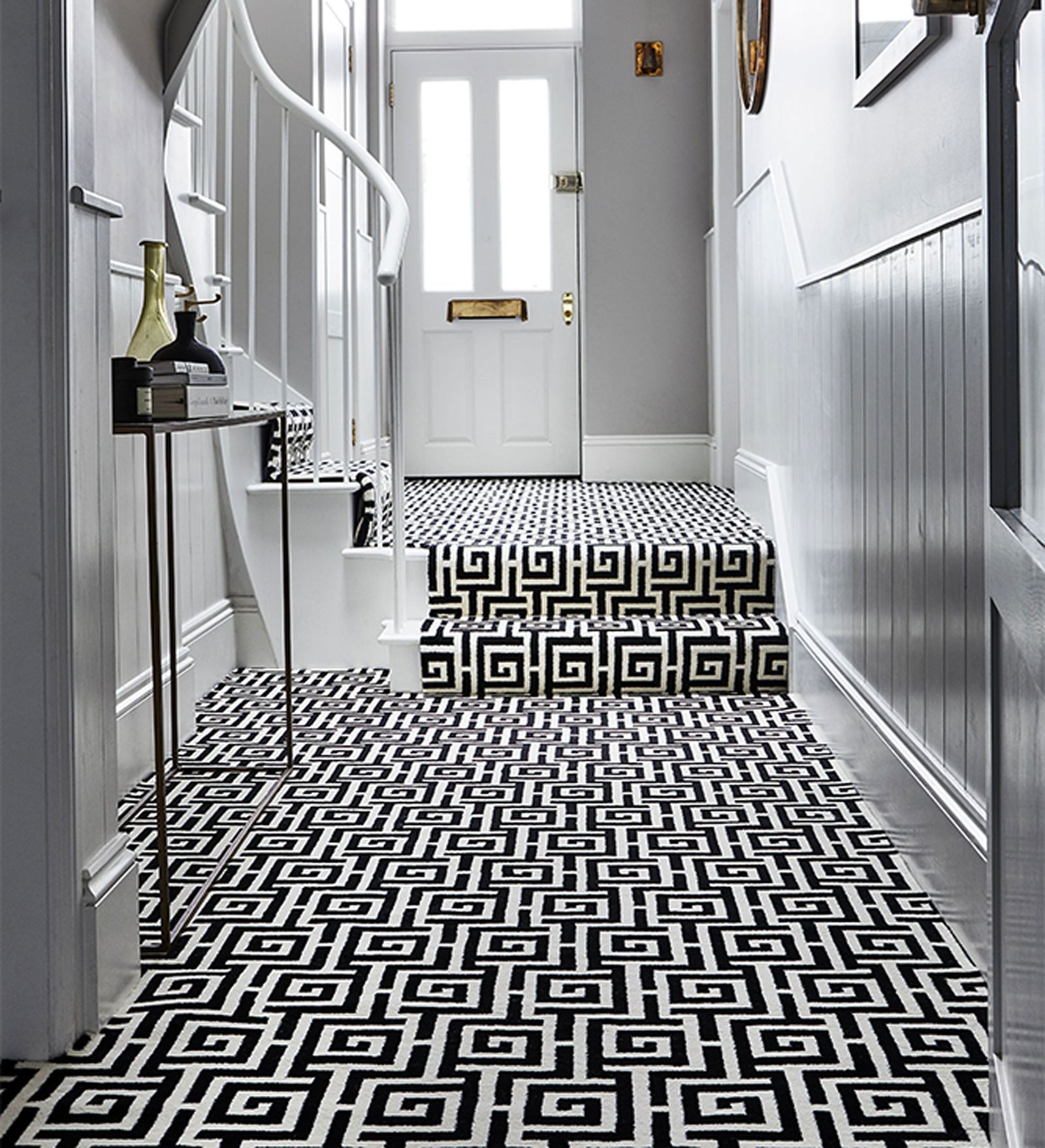 How to make a narrow hallway look wider with clever paint tricks