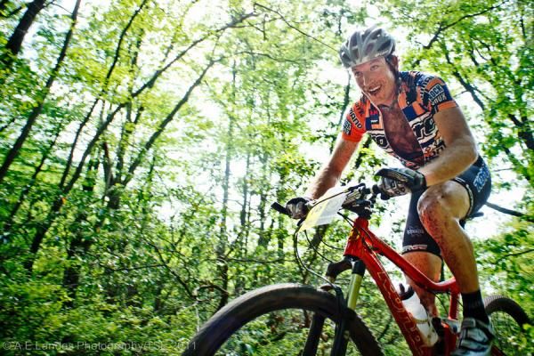 Taking third on the day, Kris Sneddon (Kona) in finding Pennsylvania's trails to his liking