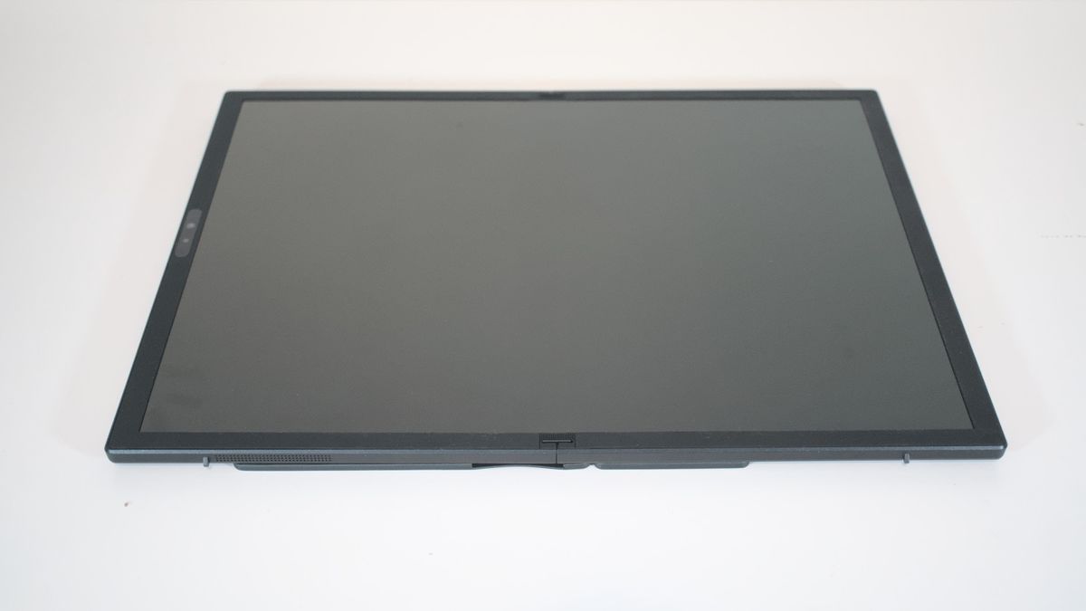 ASUS Zenbook 17 Fold (UX9702)