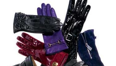 Chic gloves for fall.