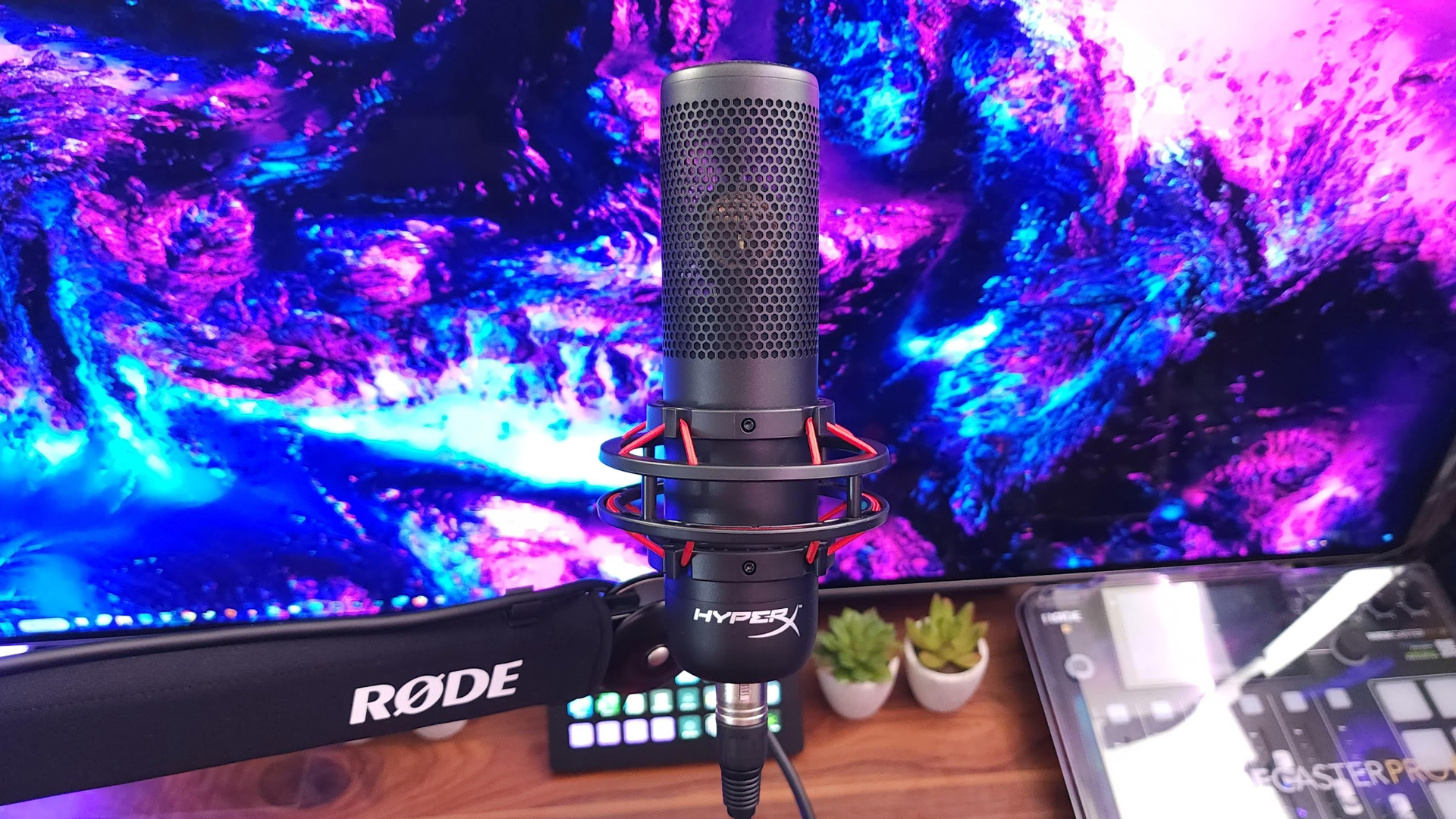 HyperX ProCast XLR Microphone Review: Good Sound But Too Expensive