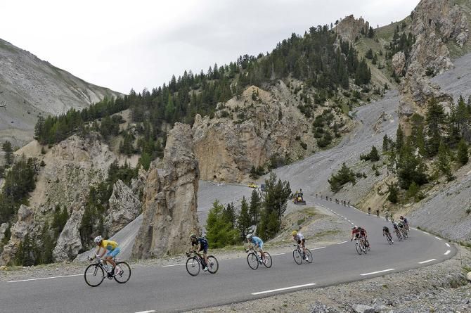 Vincenzo Nibali leads the peloton on the road to the Col d'Izoard
