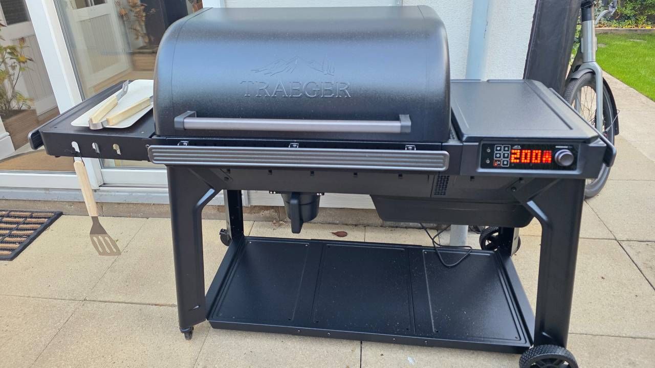 Traeger Woodridge Pro