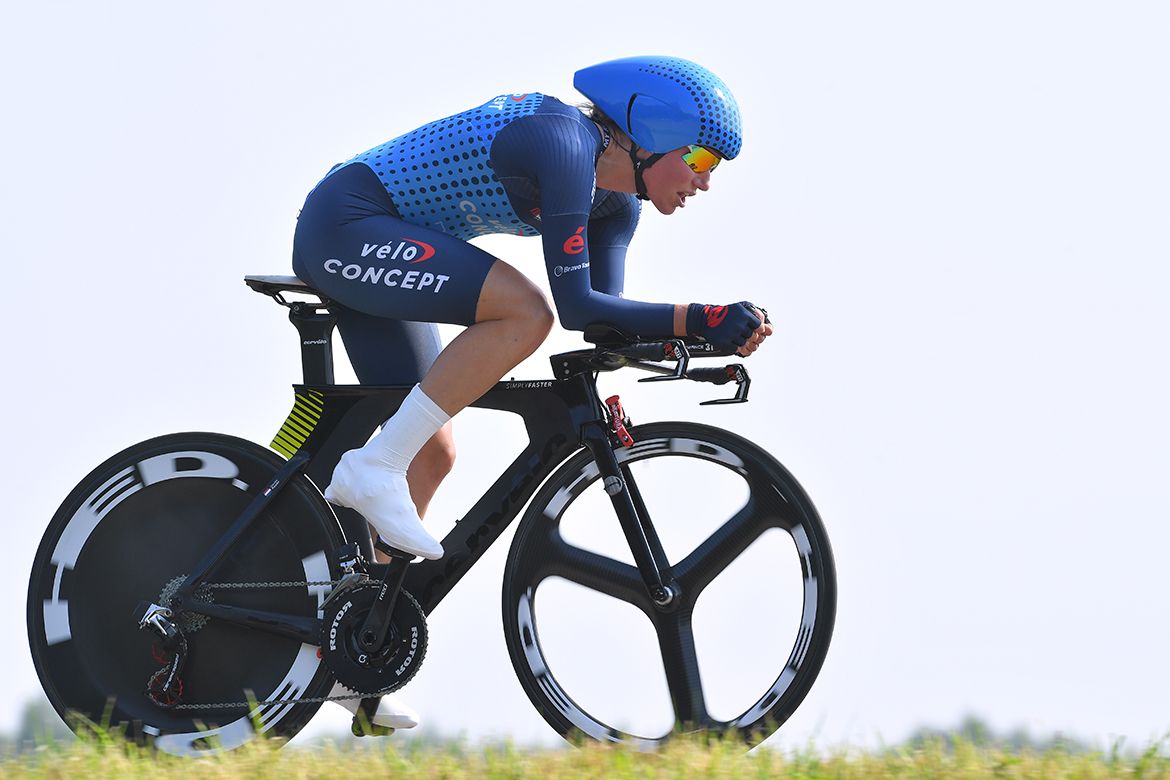 Claudia Koster riding the Boels Ladies Tour prologue