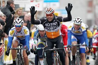 Napolitano wins bunch sprint in West-Vlaanderen