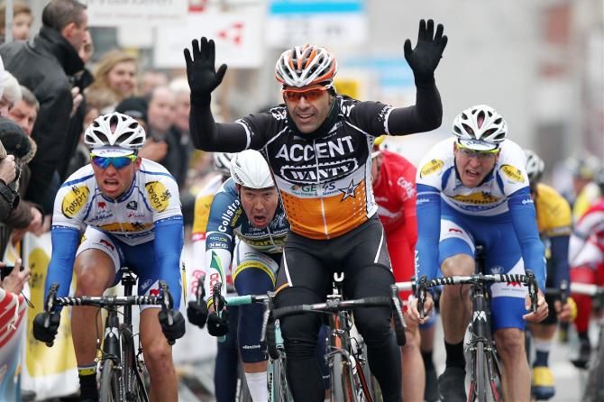 Danilo Napolitano (Accent.Jobs-Wanty) wins the sprint on stage 1