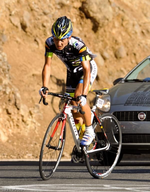 Japanese rider Kohei Uchima on the last climb
