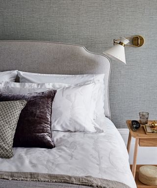 Gray luxury bedroom ideas with cotton bedding.