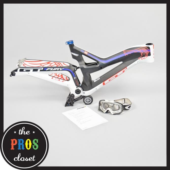 Gee Atherton's frame used at 2012 downhill Worlds