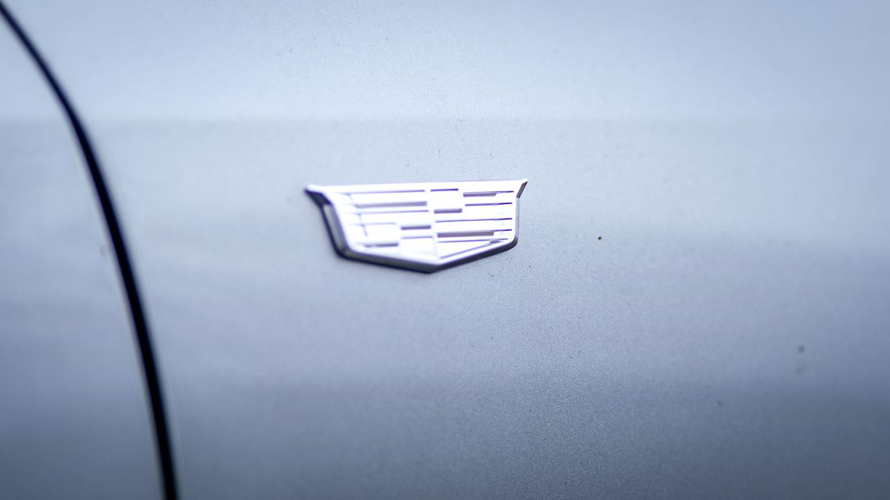 2025 Cadillac Optiq Sport 2 test drive.