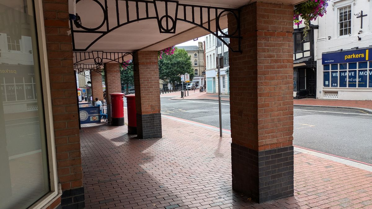 200 photos pixel 9 vs pixel 8a - pixel 8a dynamic range shots