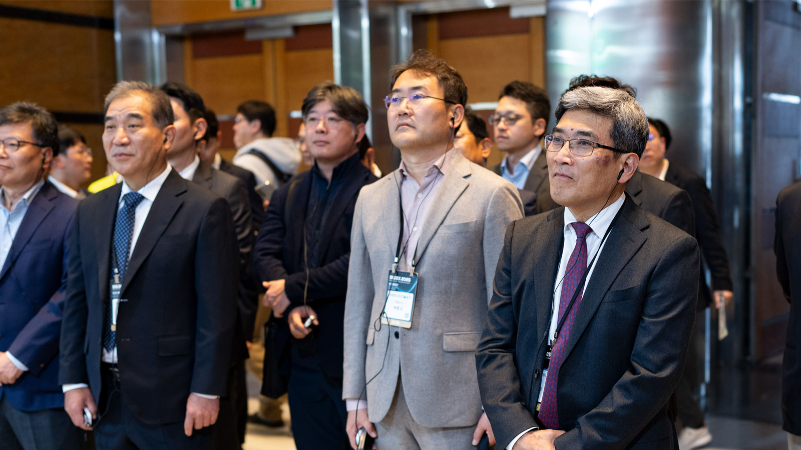Samsung and other semiconductor officials.
